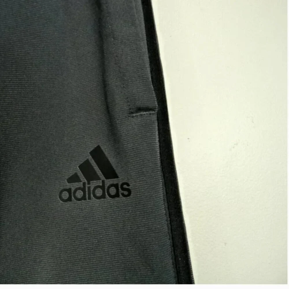 ADIDAS TRACK PANTS JOGGERS SIZE MEDIUM GRAY